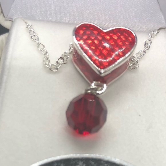 Heart shaped necklace made with Swarovski Crystals. Ruby red beautiful necklace - Picture 2 of 6